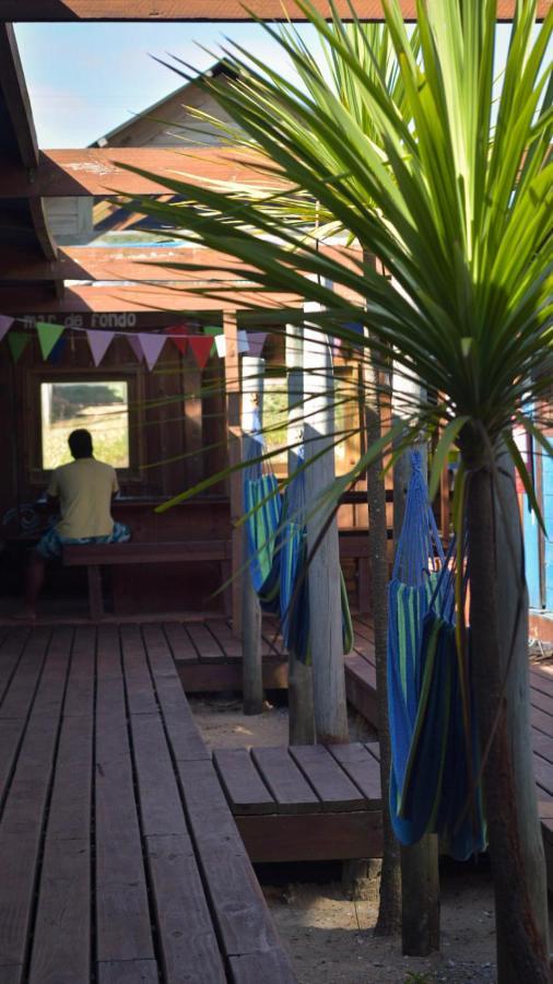 Mar De Fondo Hostel Punta Del Diablo Exterior foto